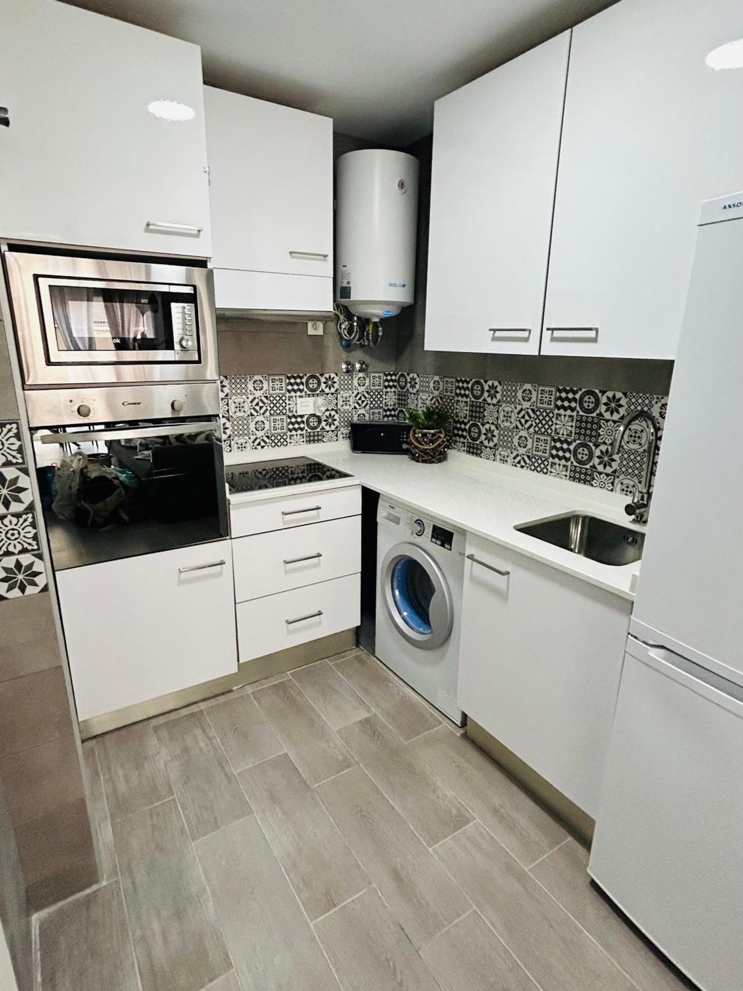 Arenales Beach Boutique Apartment آريناليس ديل سول المظهر الخارجي الصورة