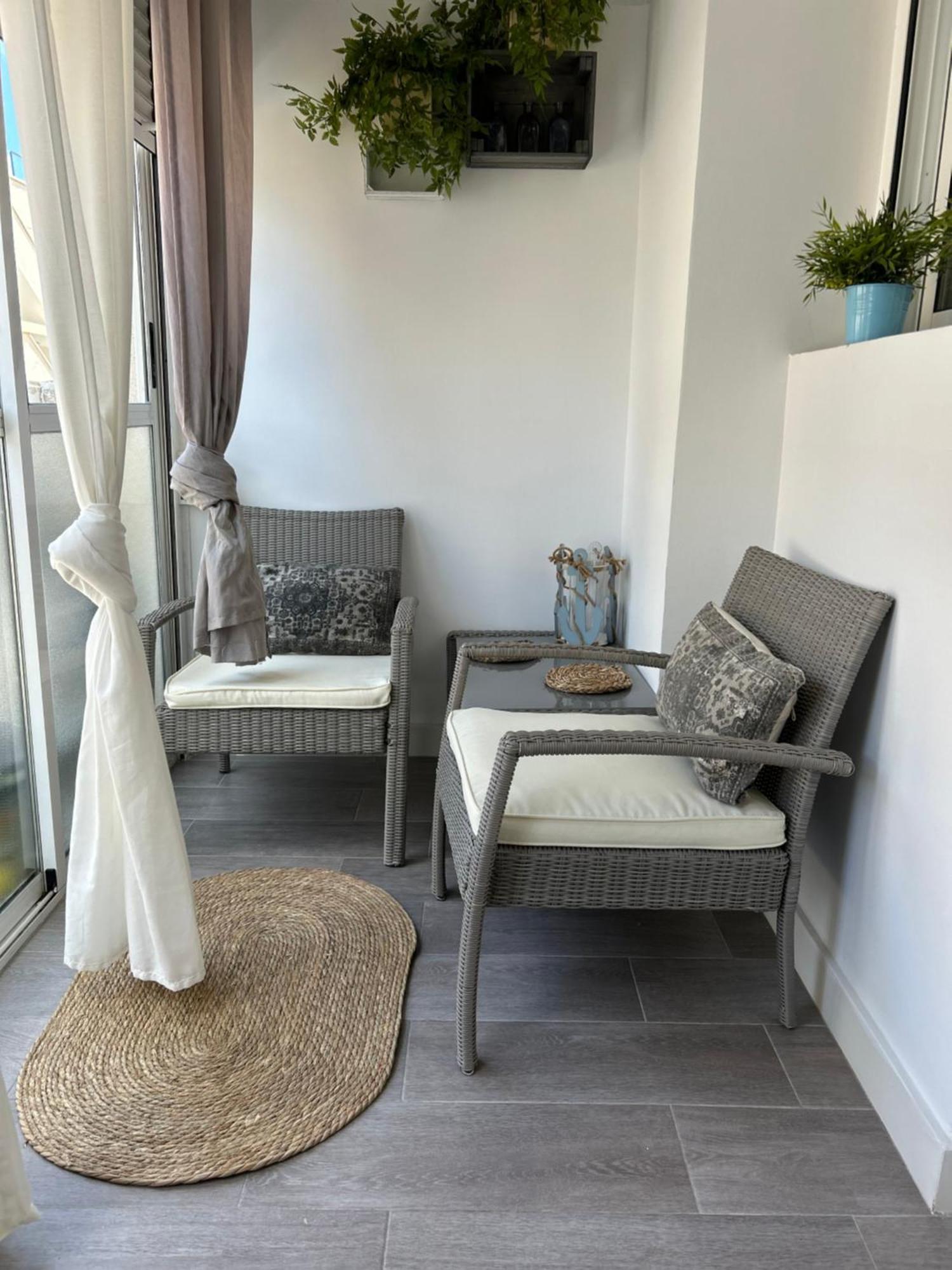 Arenales Beach Boutique Apartment آريناليس ديل سول المظهر الخارجي الصورة