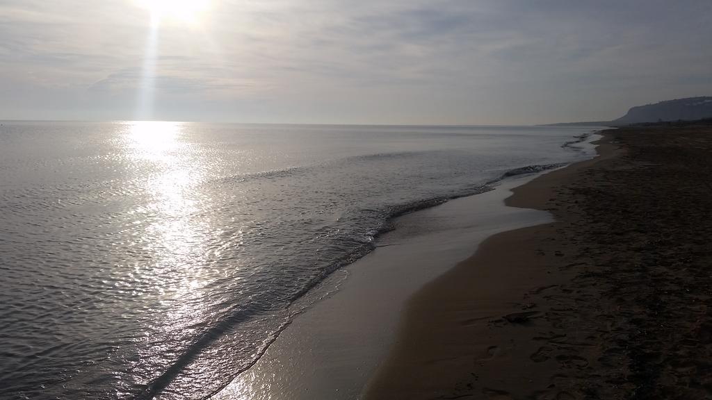 Arenales Beach Boutique Apartment آريناليس ديل سول الغرفة الصورة